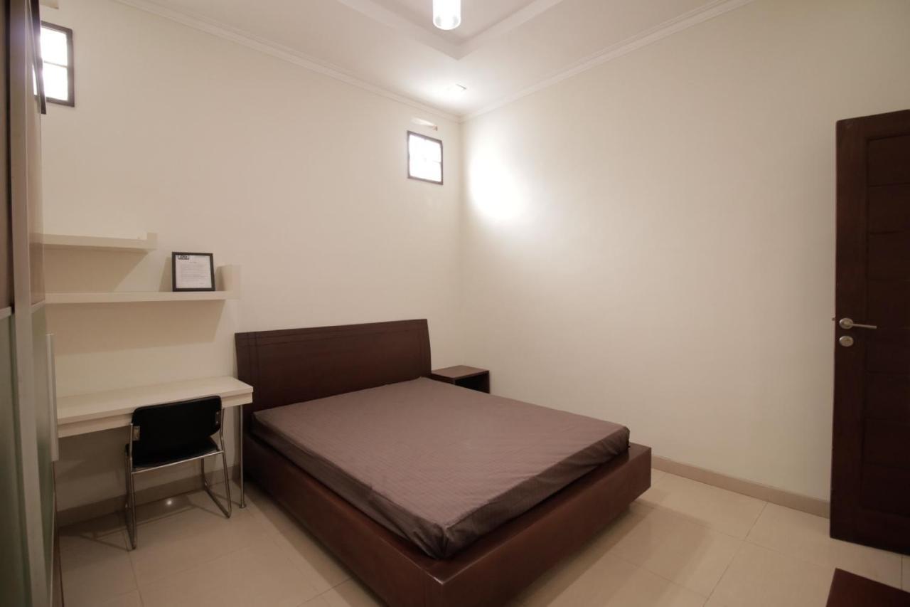 Stay Inn Pasteur Bandung, Husein Sastranegara Airport Exterior foto